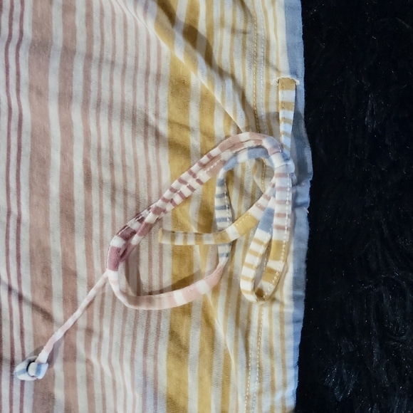 American eagle top - Picture 3 of 5